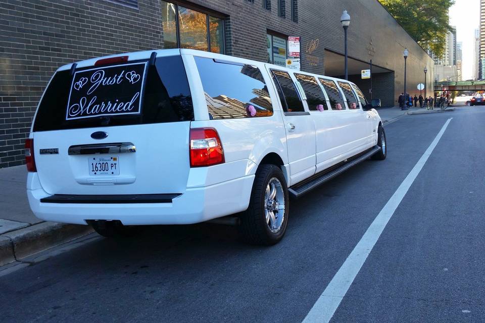 Nightstar Chicago Limo