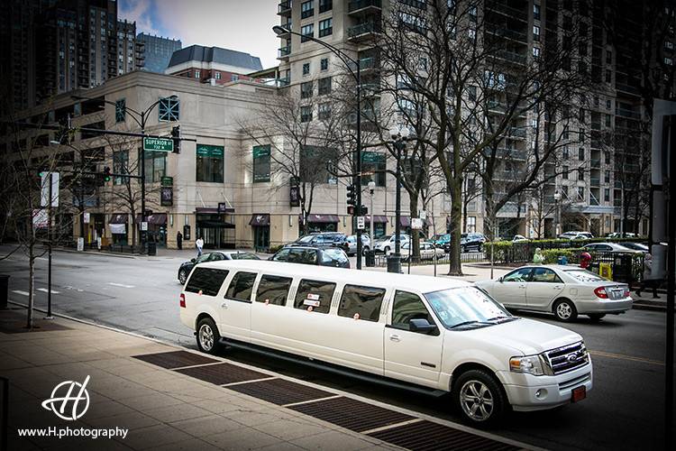 Nightstar Chicago Limo