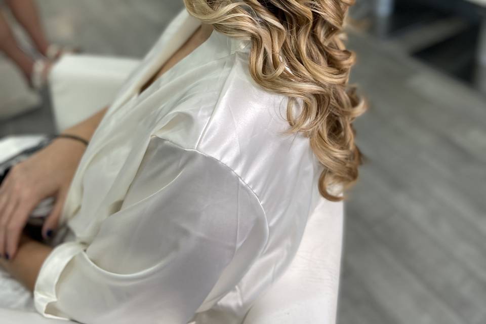 Blo Blow Dry Bar Lincoln Heights San Antonio Beauty Health blo-blow-dry-bar-lincoln-heights-san-antonio-beauty-health