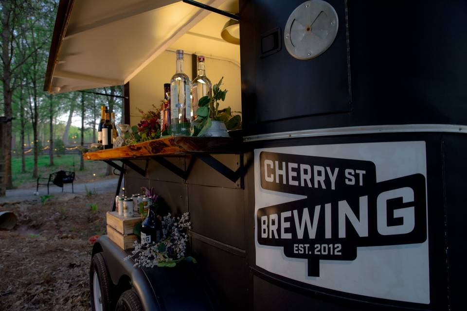 Bar trailer for rent