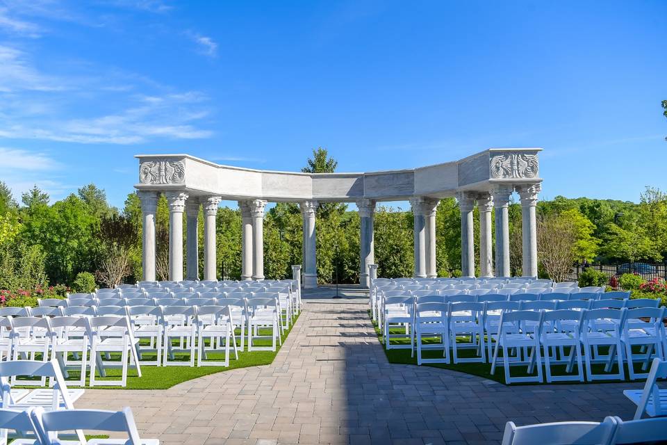 Outdoor ceremony