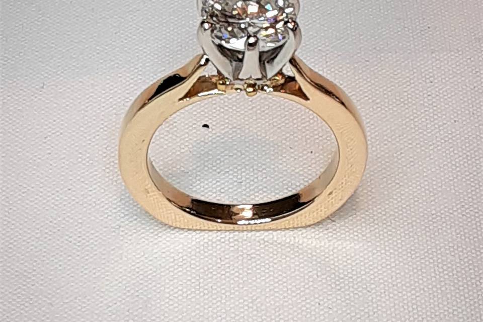 Traditional ring