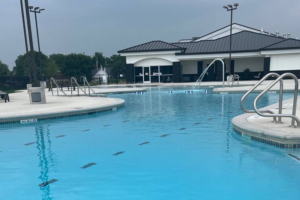 Pool cocktail hour available