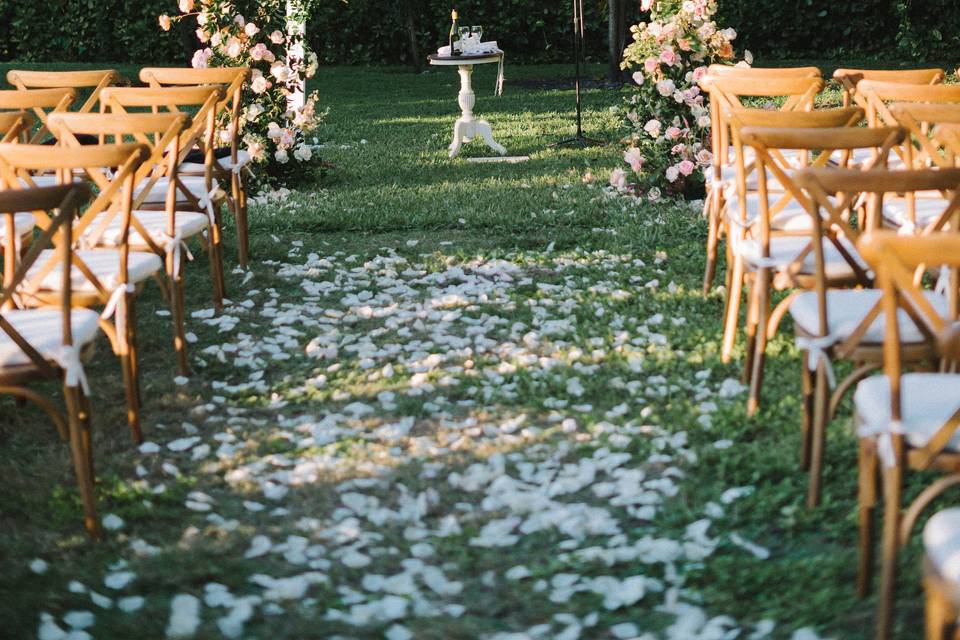 Ceremony arch