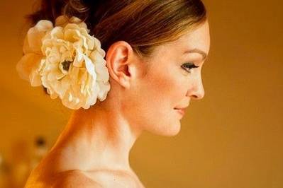 SK Artistry~  (On location Makeup artist)
