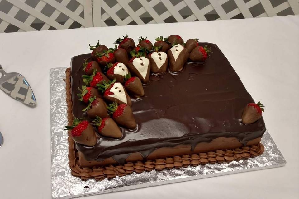 Tuxedo strawberry grooms cake