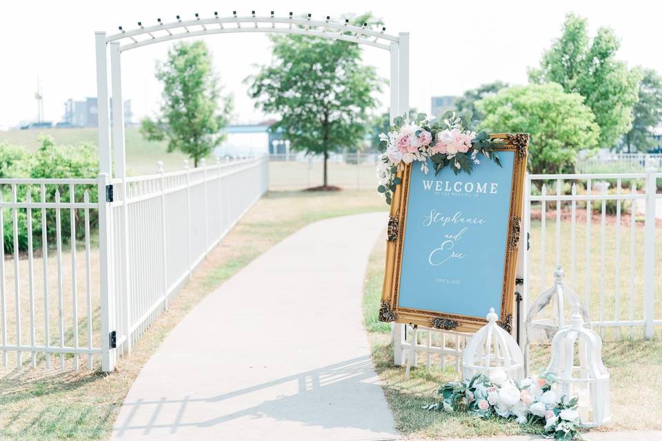 Riverview Square Entrance