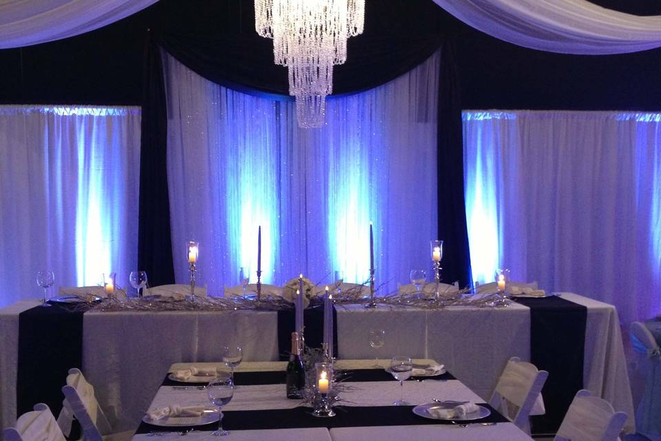 Head table uplighting