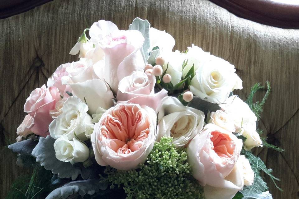 Table centerpiece bouquet