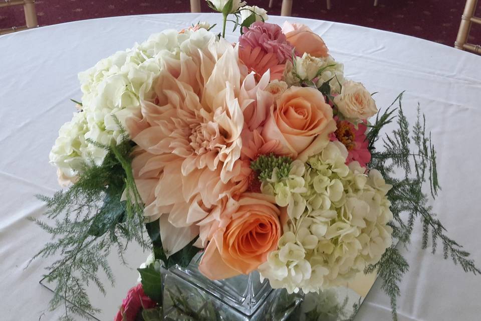 Table centerpiece bouquet