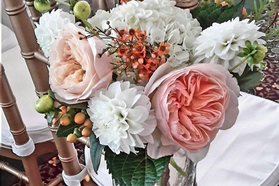 Wedding chair bouquet