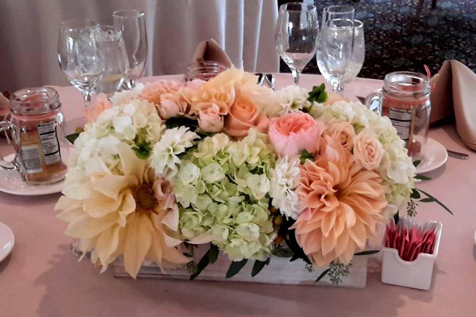 Table centerpiece bouquet