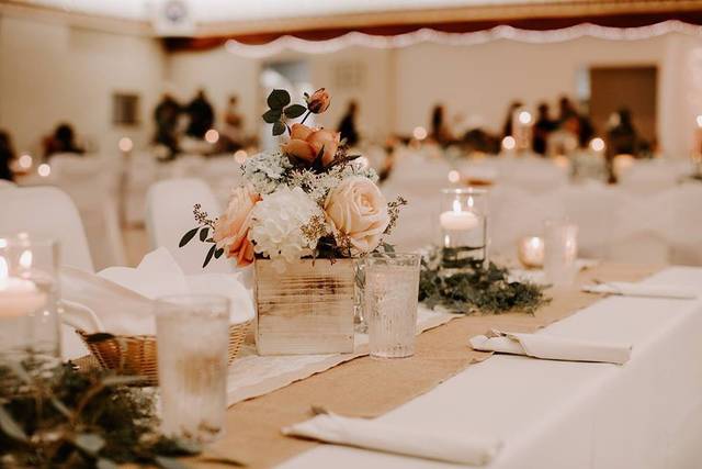 Pristine white display