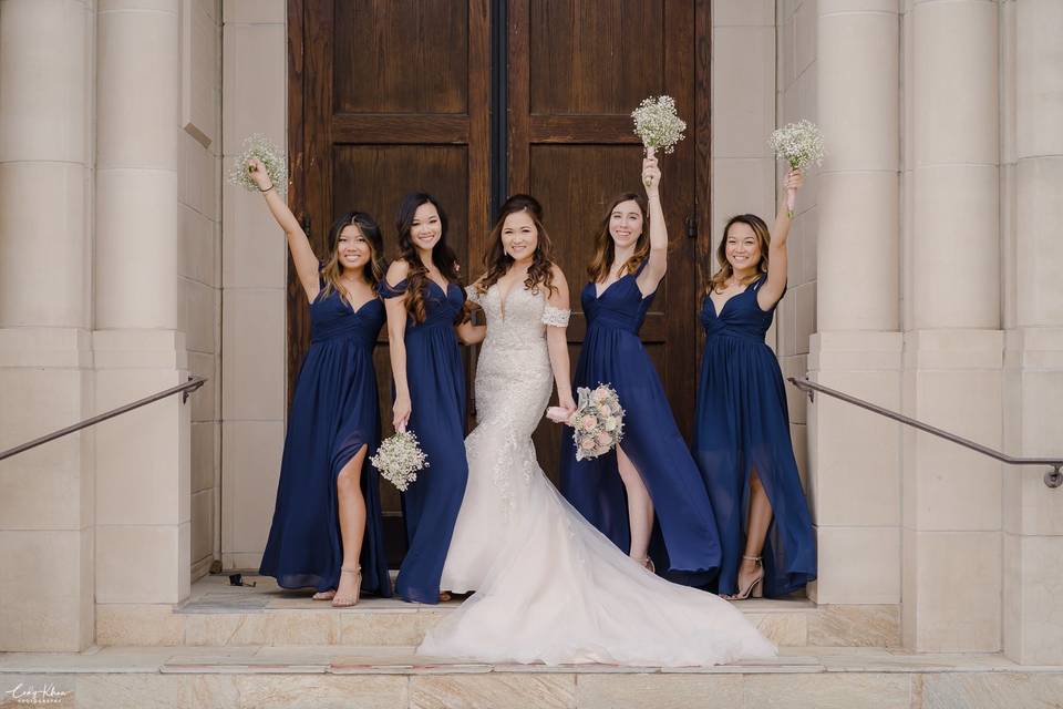 Wedding party glamour