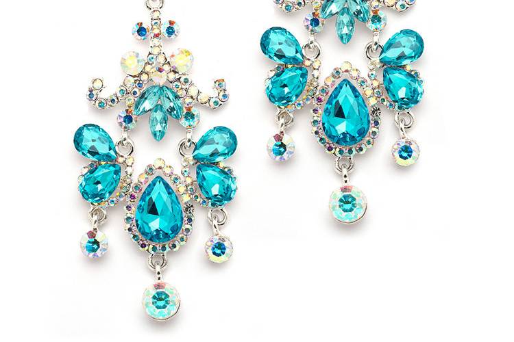 High Quality Cubic Zirconia, Rhinestone and Austrian Crystal Jewelry to Add Glimmer and Glamour to your dress, or bridesmaid dress...We provide Bride's with a personal shopper who will find what she is looking for...over 1000's of items are available...