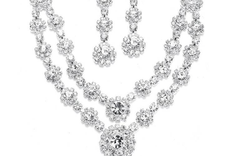 High Quality Cubic Zirconia, Rhinestone and Austrian Crystal Jewelry to Add Glimmer and Glamour to your dress, or bridesmaid dress...We provide Bride's with a personal shopper who will find what she is looking for...over 1000's of items are available...