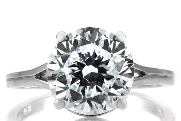 Celebrity Inspired CZ Jewelry is where you can find the perfect accessory for the Bride, Her Bridesmaids, and The Mother of the Bride/Groom...All high grade CZ, AAA to AAAAA, and all set in .925 Sterling Silver!