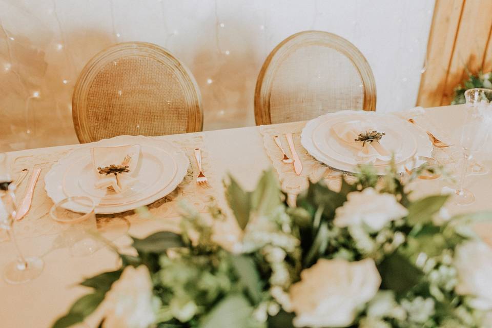 Bride/Groom Table