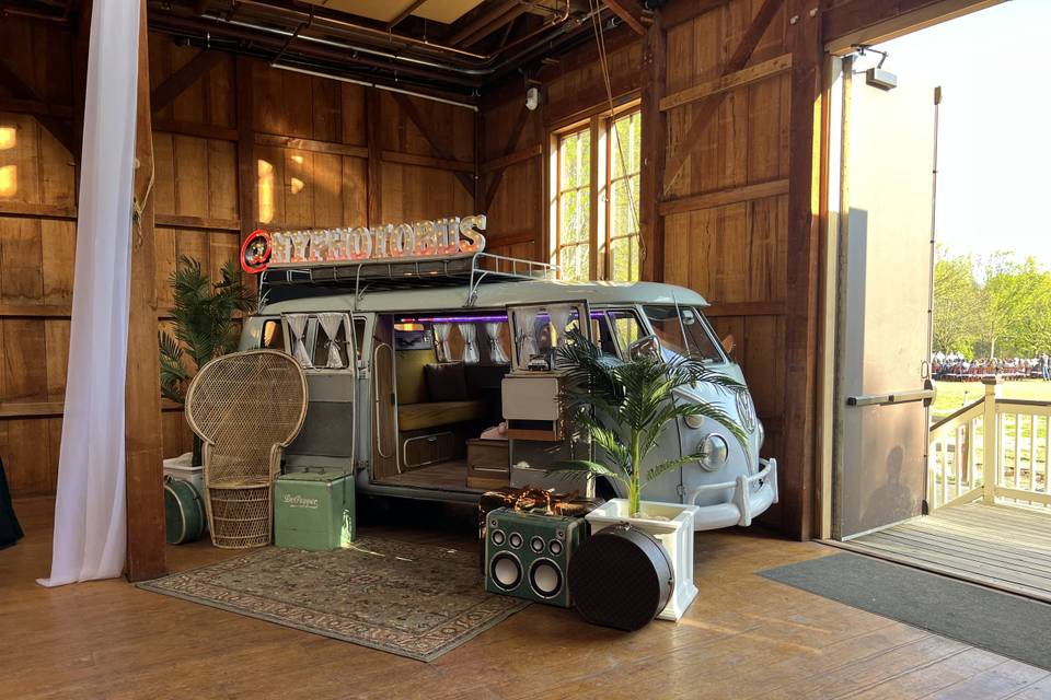 Indoor Photobus