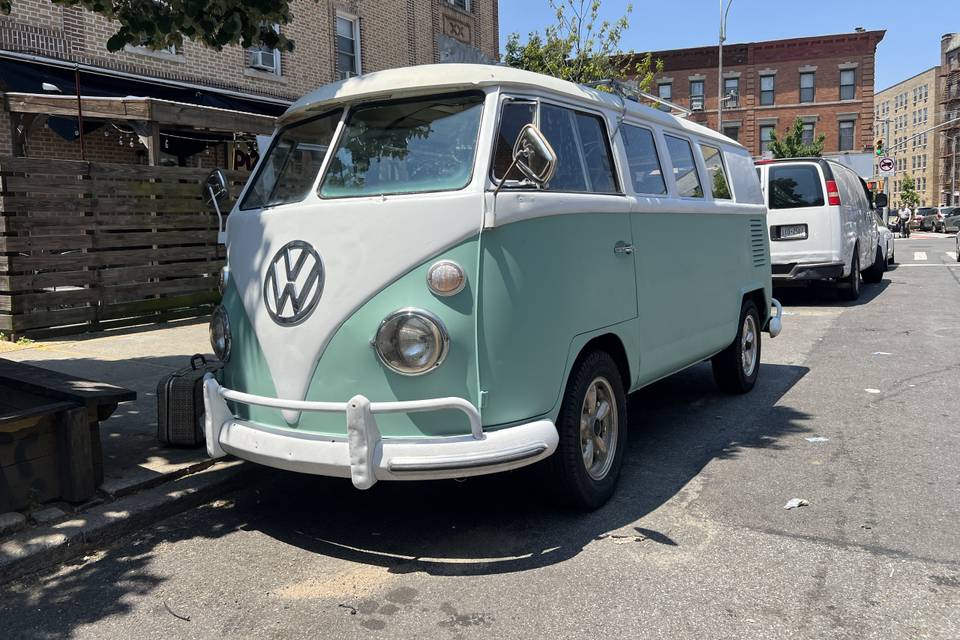 Turquoise Bus