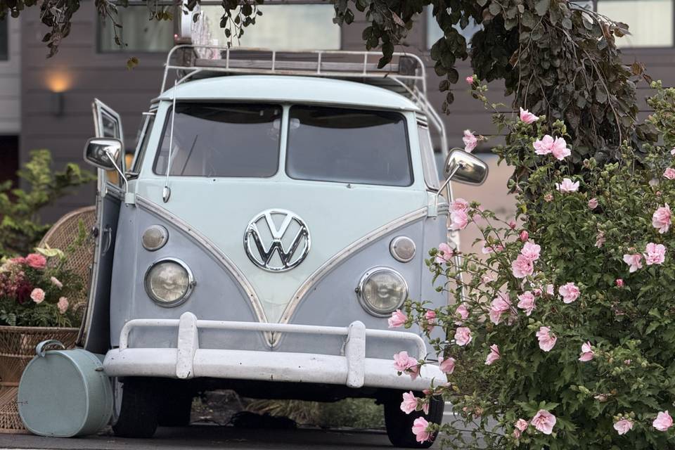Split Window Microbus