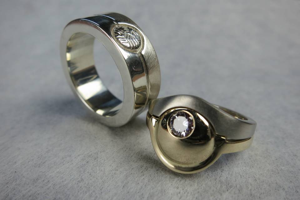 Custom wedding rings