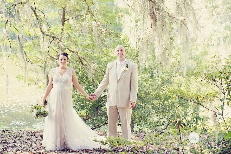 Couple: Andrea & Eric
Anniversary: 6/21/2013
Location: Las Vegas
Photographer: Unknown
Product: Aiguille Gown