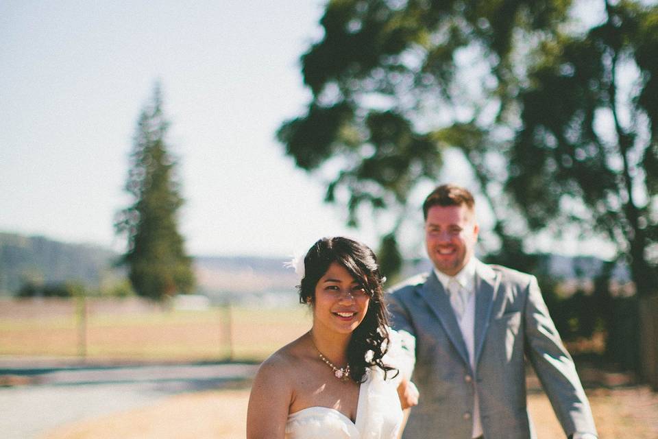 Couple: Brittany & Jared
Anniversary: 9/15/2013
Location :Los Angeles, CA
Photographer: Chris Fitzgerald
Product: Rococo Gown