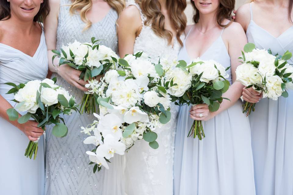 Coordinating bouquets