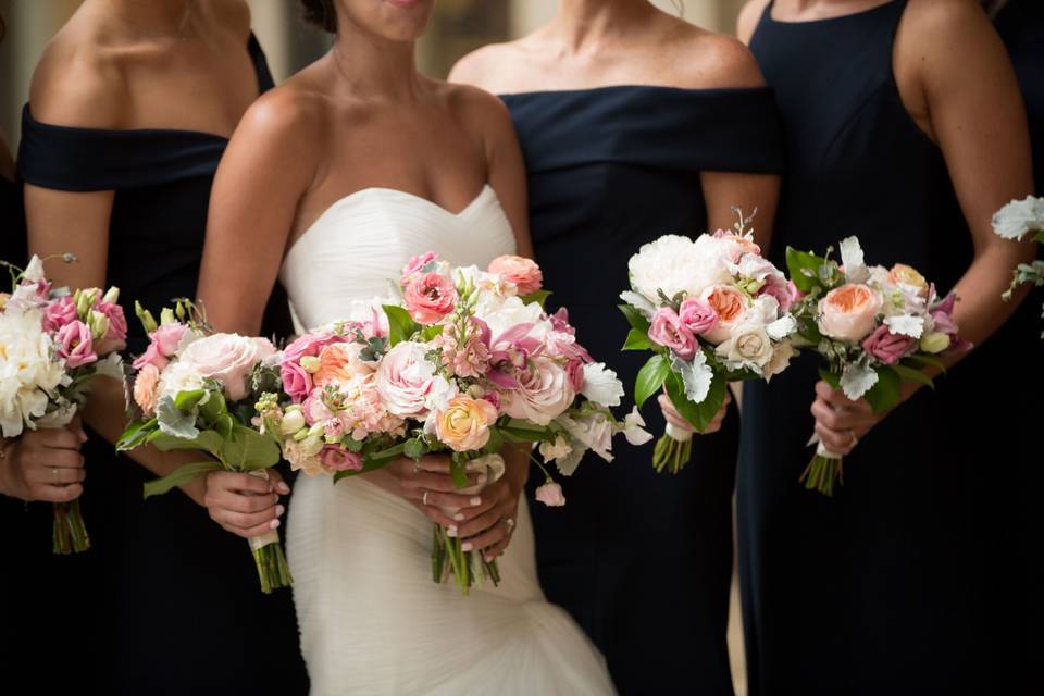 Flowers For Dreams - Flowers - Chicago, IL - WeddingWire