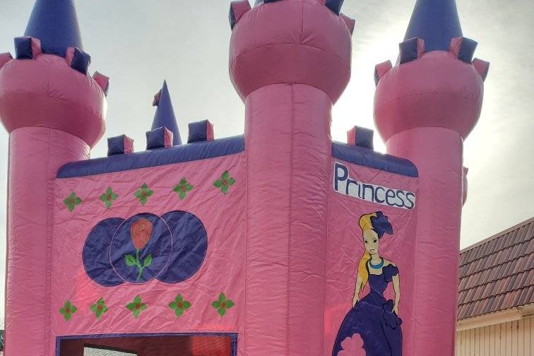 Bounce castle