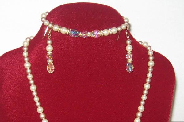 Cream and Almond Swarovski Pearl set. With crystal and Rhinestone rondelles. Three piece set.