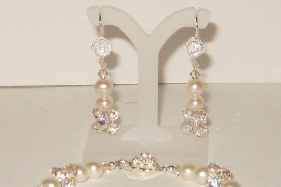 Pearls in the 8 mm size are 