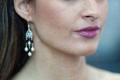 Sterling silver for this black and white bridal earring set. All SWAROVSKI, as in pearls and crystal.