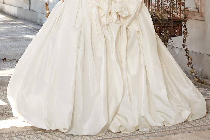 Secaucus, Vie - Attire La Dress Camille & Group WeddingWire & NJ - USA -