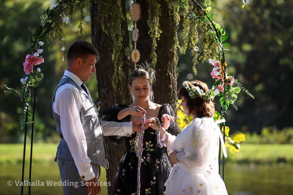 Hand fasting