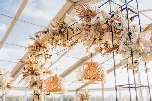 Stunning decor!