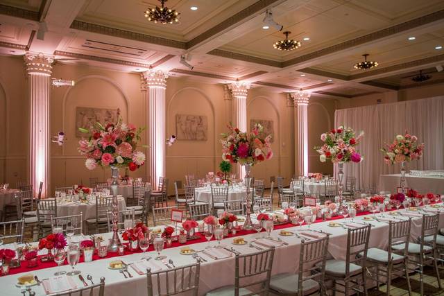 Fred & Suzanne Fields Sunken Ballroom