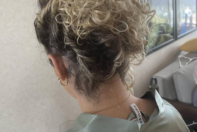Natural curls style 2022