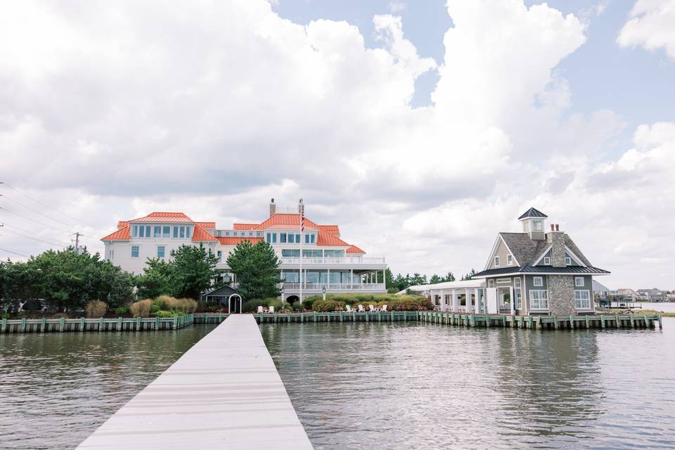 Mallard Island Estate by Merri-Makers