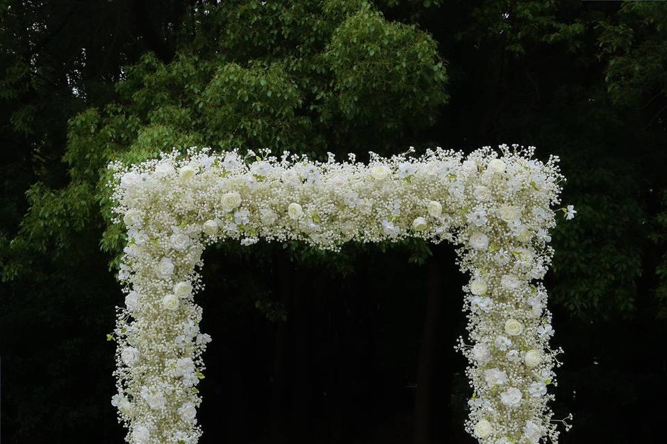 Floral arch