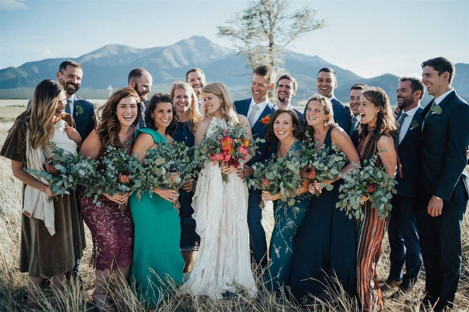 Bridal party at the barn