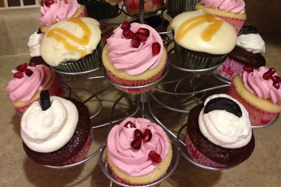 Lemon pomegranate cupcakes