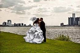 River Front wedding, Detroit MI