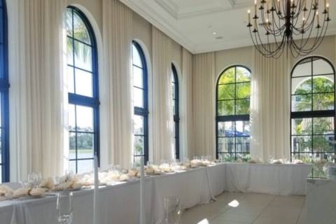Gorgeous intimate wedding