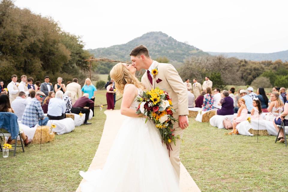 Vanderpool, TX Wedding