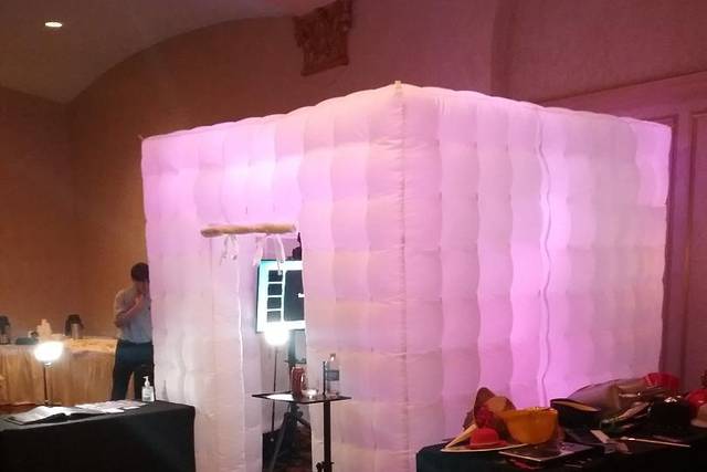 Inflatable LED Photo Booth