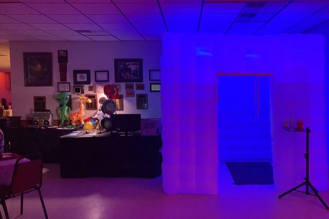 Photo booth at a 2022 wedding