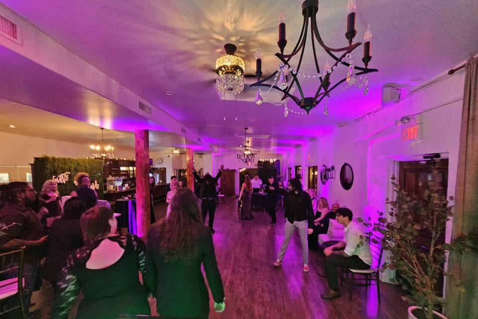 Stillwell House Cantina