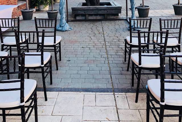 Courtyard ceremony setup